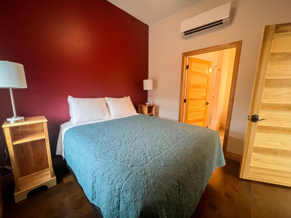 Goldfinch Suites Elkader Buitenkant foto